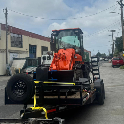 Clientes Globais e Casos de Sucesso | Retroescavadeiras